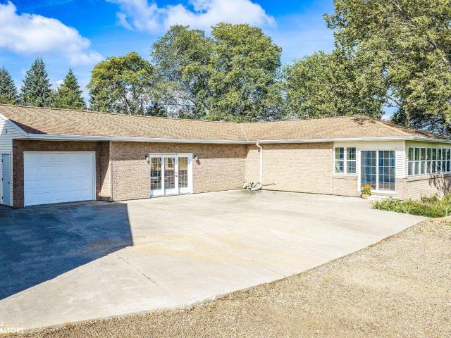 House for sale in Harlan, Shelby County