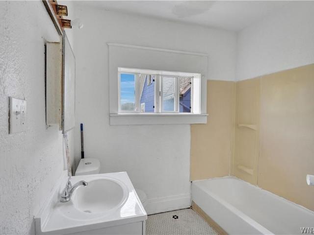 House for sale in Niagara, New York
