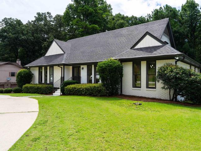 House for sale in Hoover, Alabama