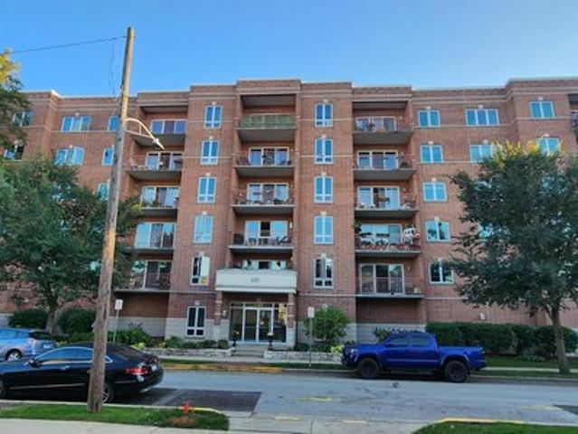 Condo for sale in Des Plaines, Cook County