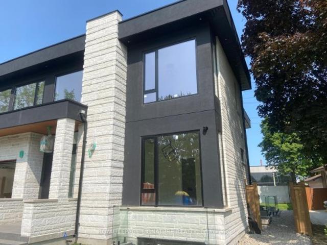 House for sale in Mississauga, Ontario