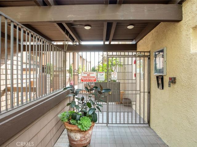 Condo for sale in Glendale, California