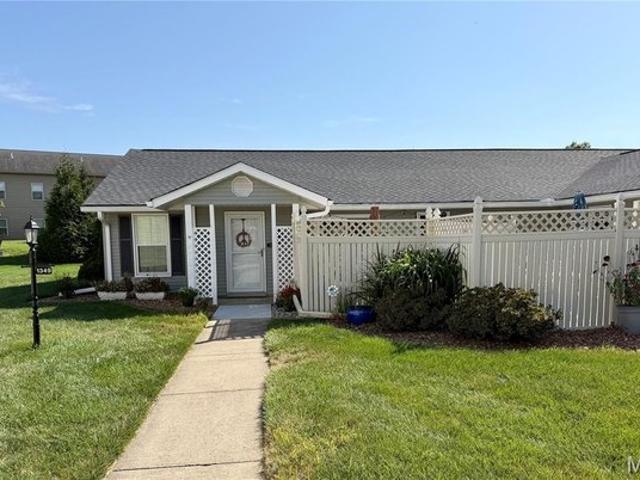 Condo for sale in Godfrey, Illinois