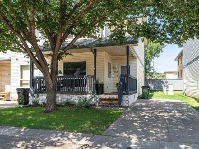 Townhouse for sale in Wedgewood, Alberta