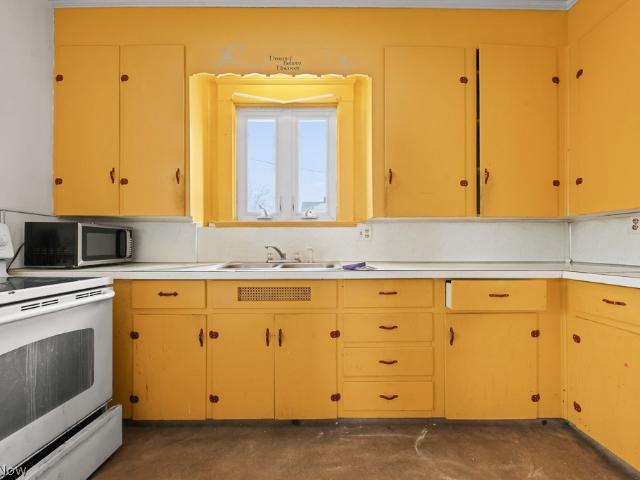 House for sale in Alliance, Ohio