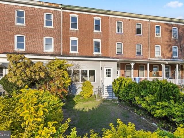 Townhouse for sale in Florence, New Jersey