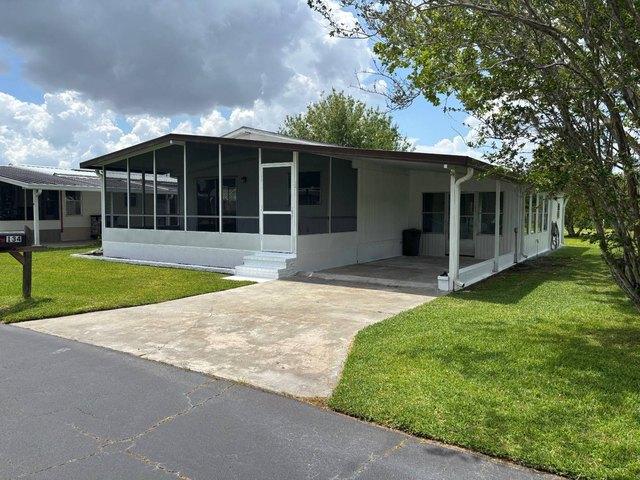 House for sale in Dundee, Florida