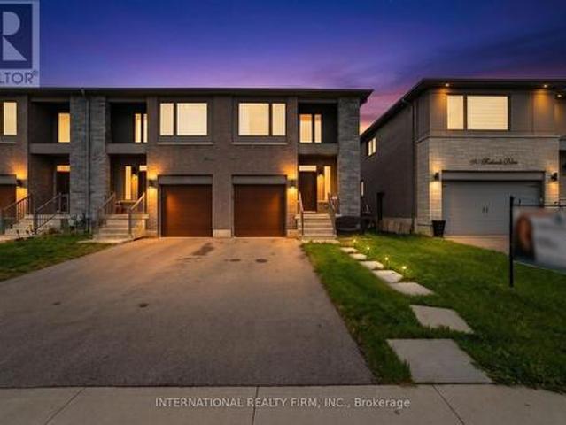 House for sale in Ancaster, Ontario
