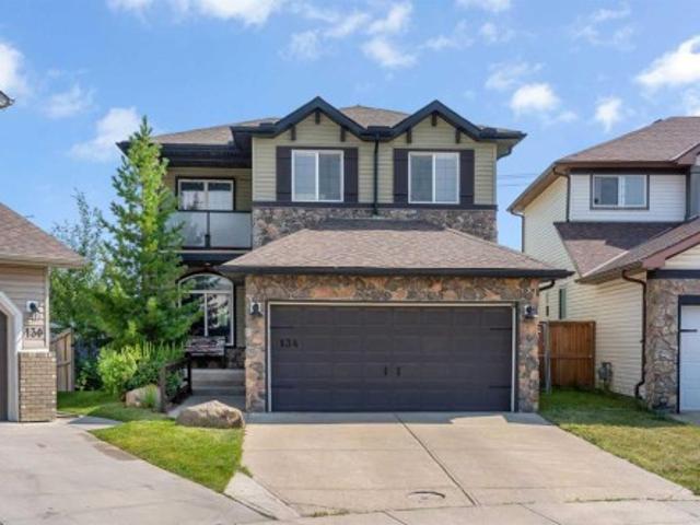 House for sale in Airdrie, Alberta