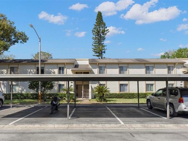 Condo for sale in Oldsmar, Florida
