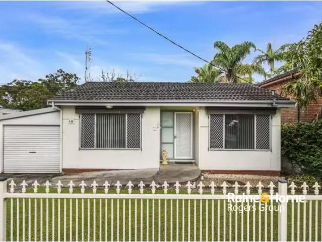 House for rent in Lake Haven, Central Coast Council