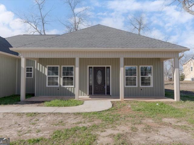 House for sale in Cochran, Georgia