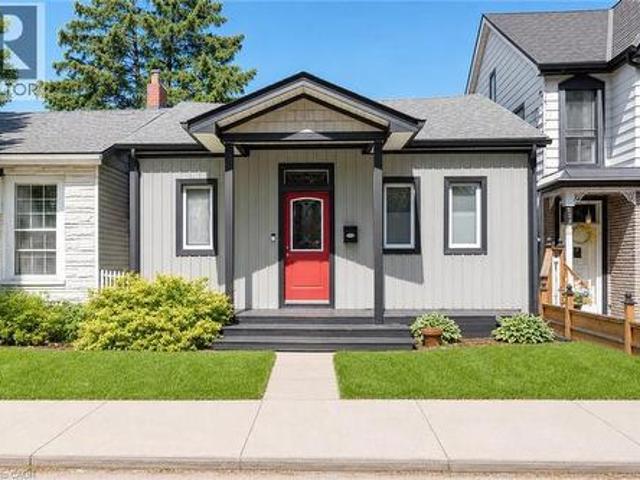 House for sale in Ancaster, Ontario