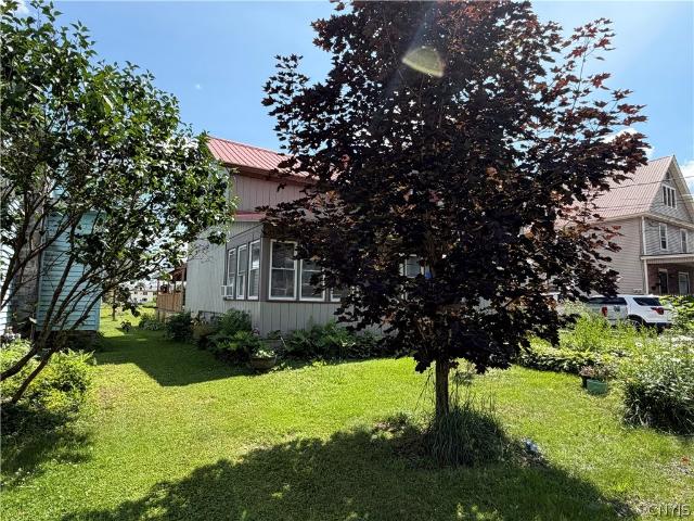 House for sale in Oneida, New York