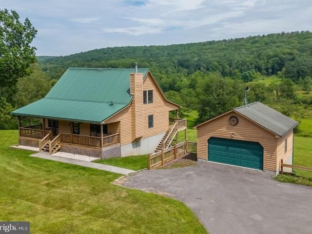 House for sale in Garrett, Maryland