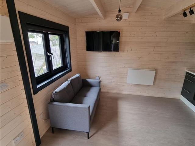 Studio to rent in Palmerston, North Tipperary