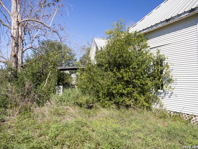House for sale in Knippa, Texas