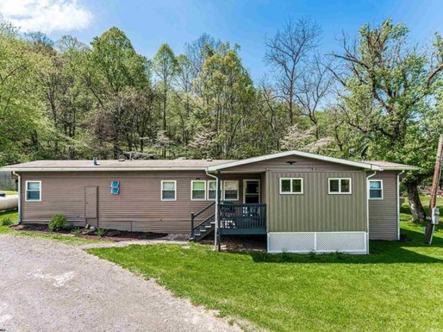 House for sale in Fairmont, West Virginia