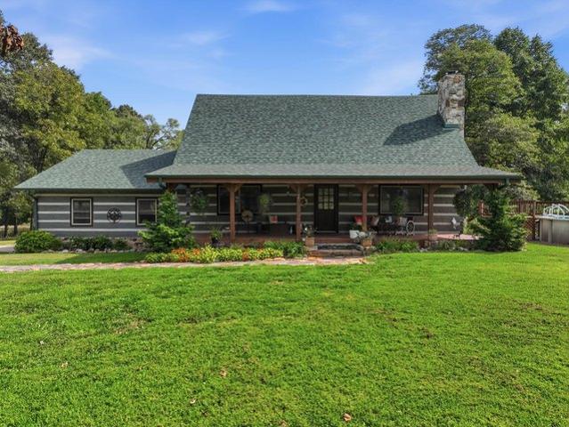 Farm for sale in Howell, Missouri