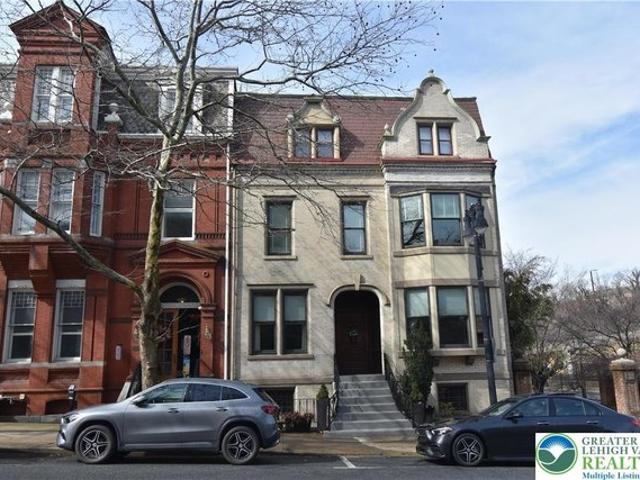 House for sale in Easton, Pennsylvania