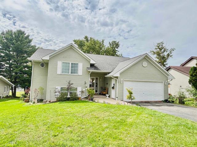 House for sale in Poplar Grove, Boone County