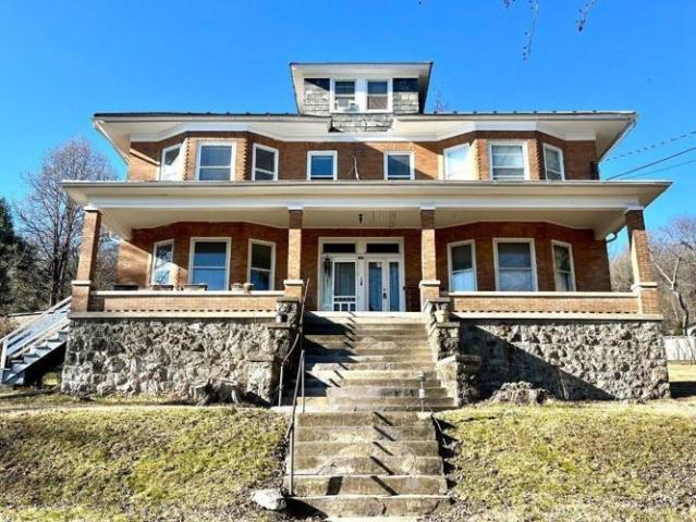 Condo for sale in Easton, Pennsylvania