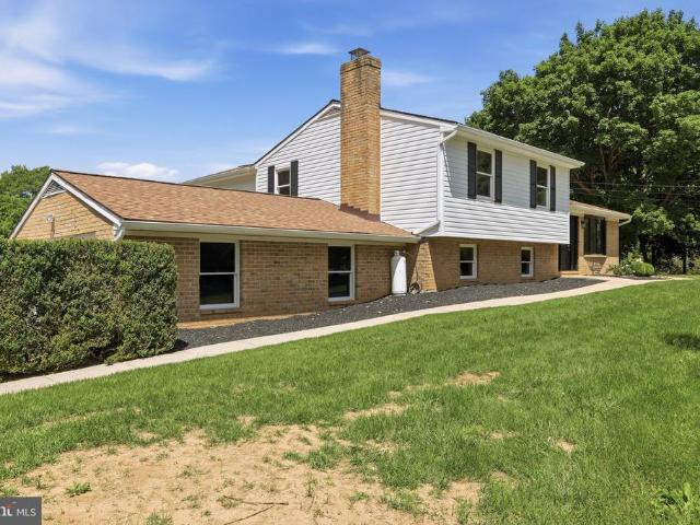 House for sale in Shenandoah Junction, West Virginia
