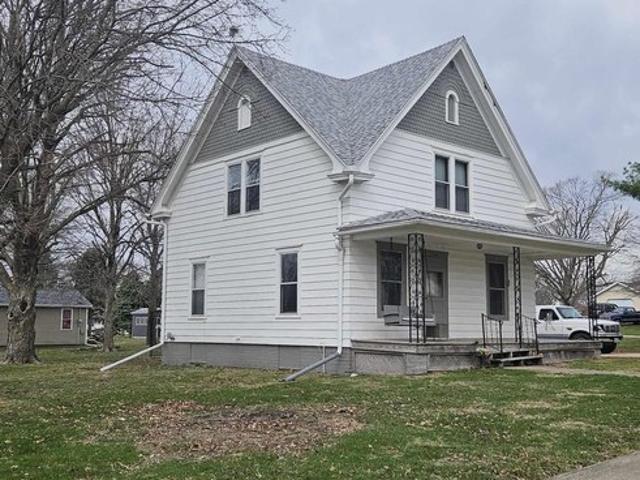 House for sale in Oneida, Illinois