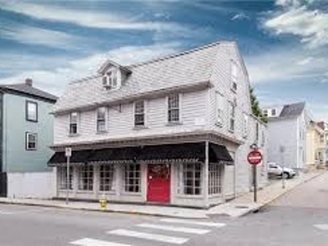 Apartment for rent in Newport Apartment for rent in Newport
