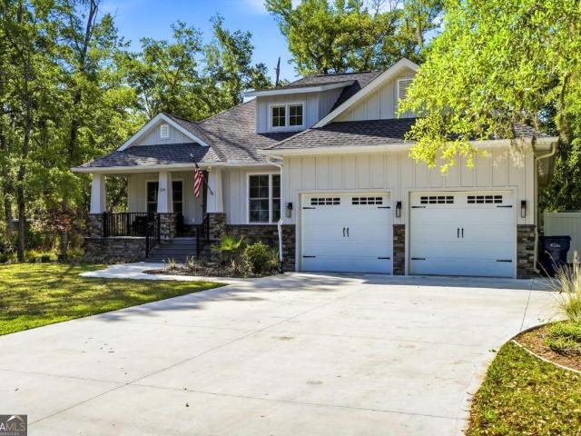 House for sale in Waverly, Georgia