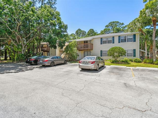 Condo for sale in Oldsmar, Florida