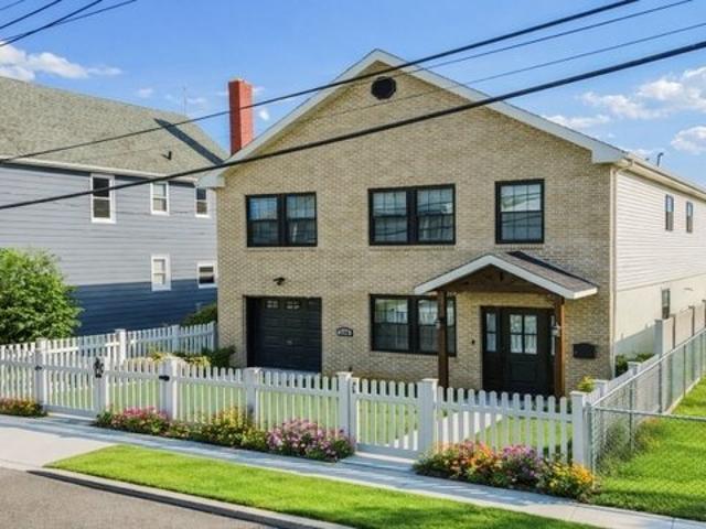 House for sale in Carteret, New Jersey