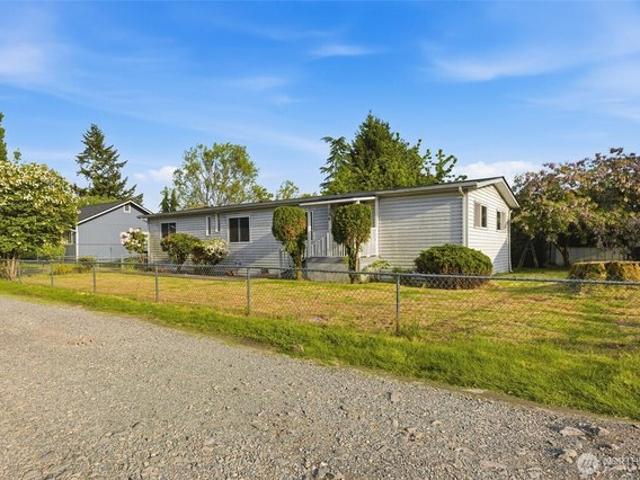House for sale in Pacific, Washington