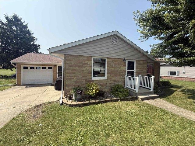 House for sale in Calmar, Iowa