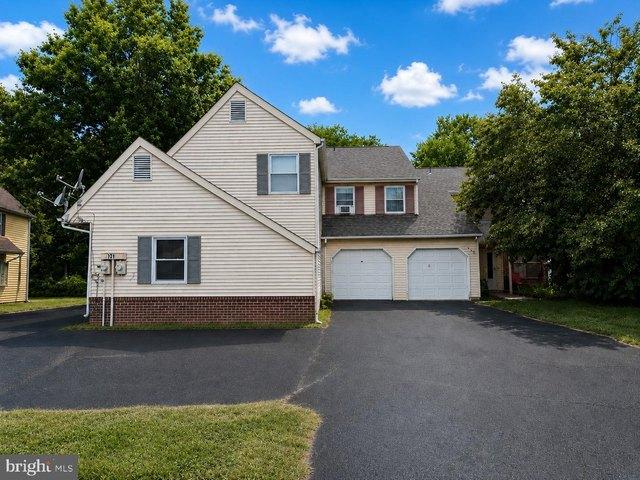 House for sale in Mount Laurel, New Jersey