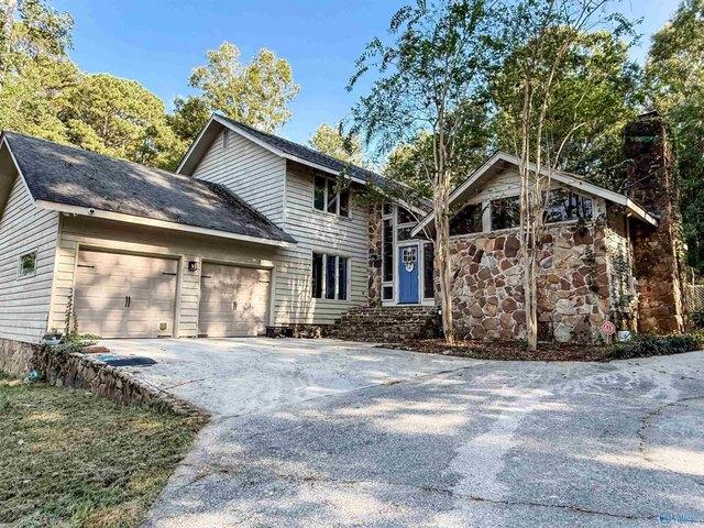 House for sale in Rainbow City, Etowah County