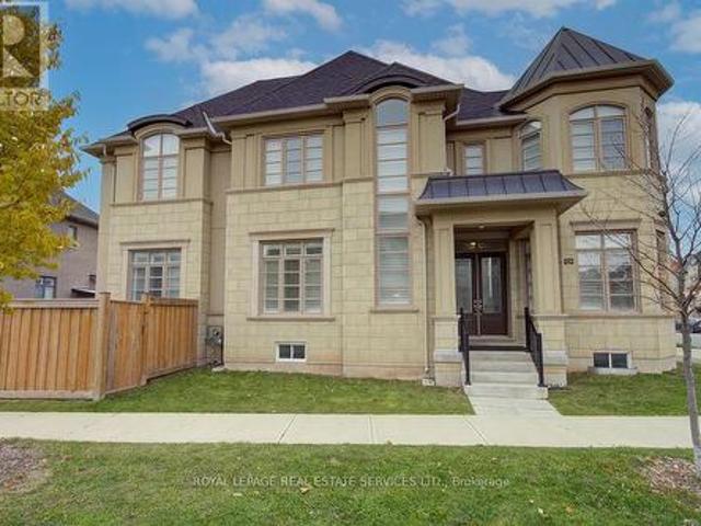 House for sale in Oakville, Golden Horseshoe