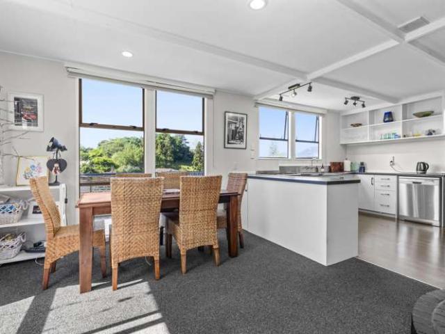 House for sale in Omokoroa, Bay Of Plenty