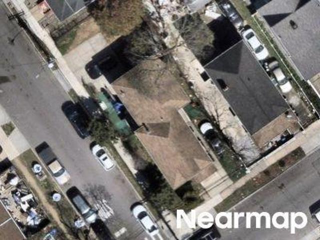 House for sale in Queens, Arverne
