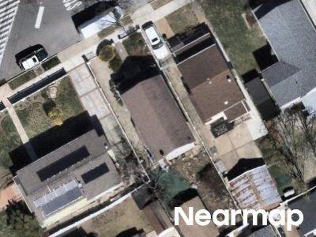 House for sale in Queens, Arverne