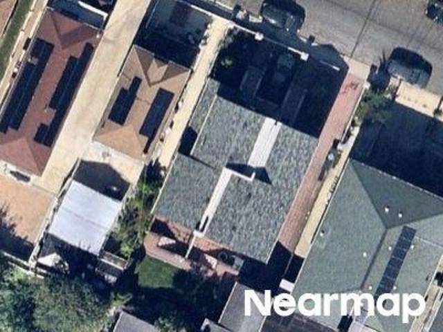 House for sale in Queens, Arverne
