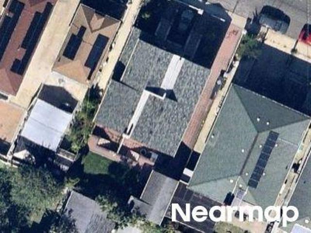 House for sale in Queens, Arverne