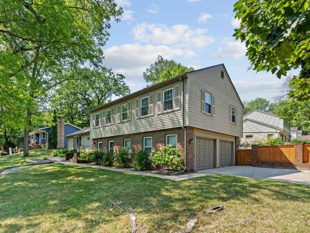 House for sale in Burnsville, Minnesota