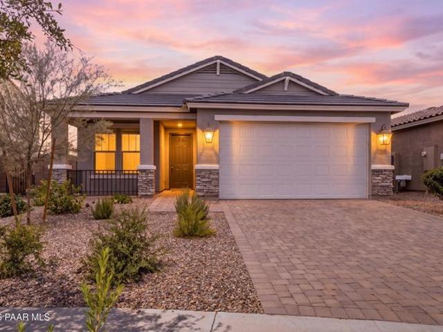 House for sale in Surprise, Arizona