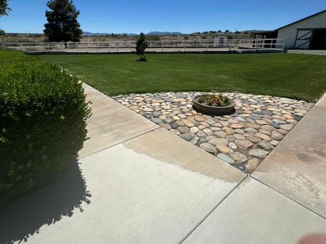 House for sale in Mayer