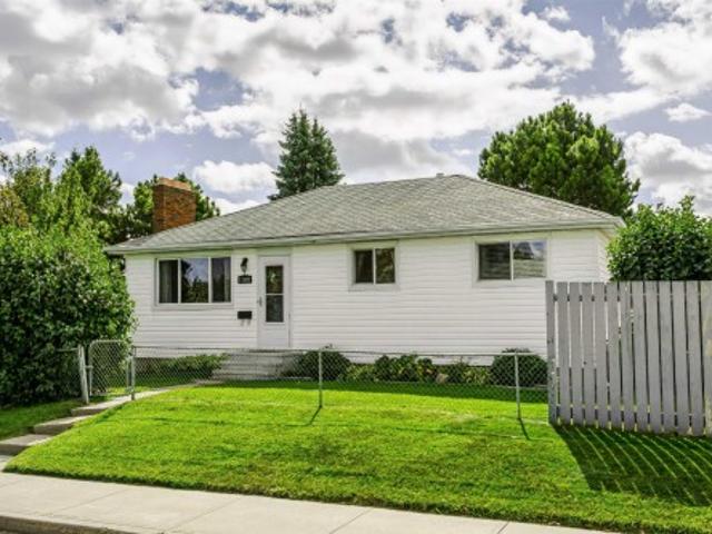 House for sale in Wedgewood, Alberta