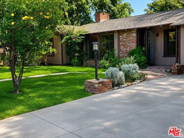 Property for rent in Canoga Park, California