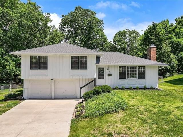 House for sale in Grandview, Missouri