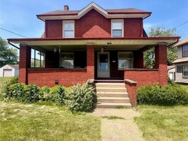 House for sale in Youngstown, Ohio