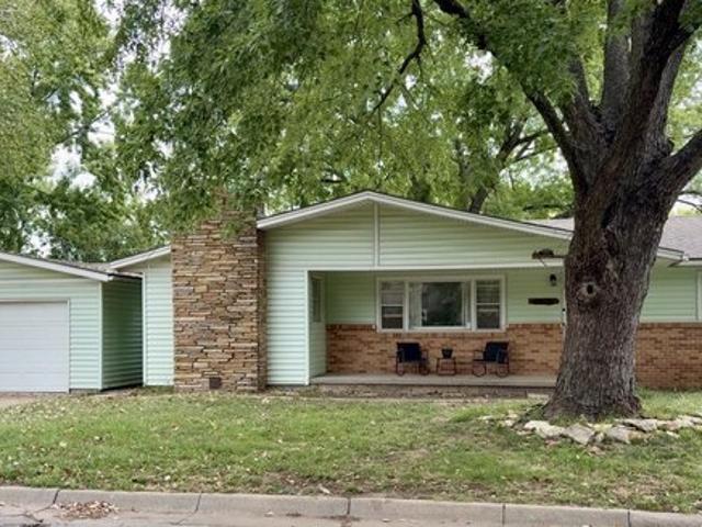 House for sale in El Dorado Suburbs, El Dorado